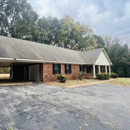 Rent this 4 bed house on 257 North Reed Hooker Road in Shelby County, TN 38028