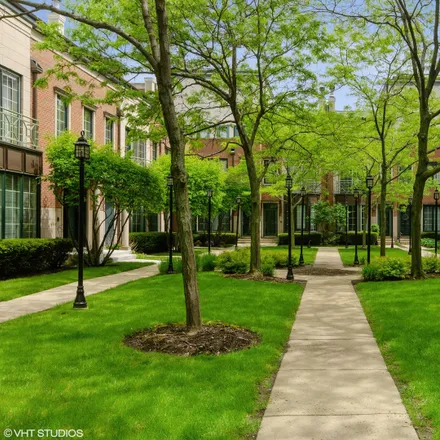 Buy this 3 bed townhouse on 1401-1459 South Prairie Avenue in Chicago, IL 60605