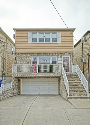 Rent this 3 bed house on 160 West 21st Street in Bayonne, NJ 07002