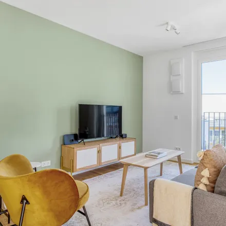 Rent this 2 bed apartment on Neue Schönhauser Straße in 10178 Berlin, Germany
