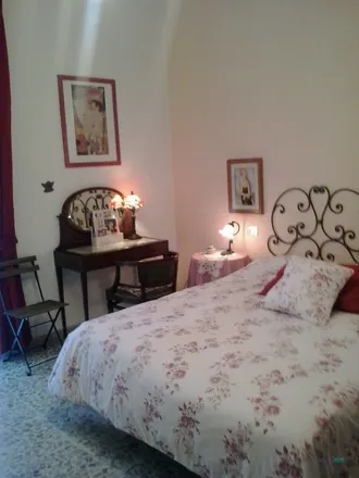Rent this studio room on Via Sallustio Bandini in 17, 50134 Florence FI