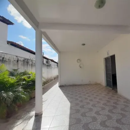 Buy this 4 bed house on PROCON Municipal in Avenida João XXIII, São Cristovão