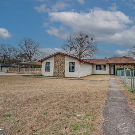 Buy this 4 bed house on 495 Hickory Glen in Centerville, Houston County