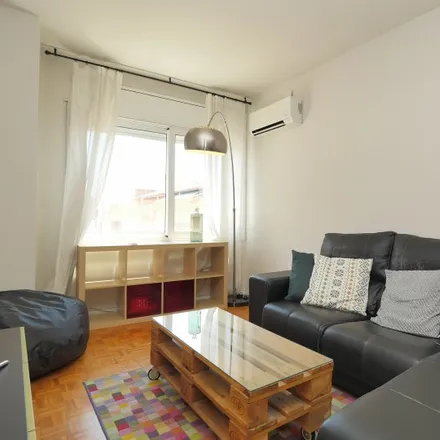 Image 1 - Carrer del Congost, 21, 08024 Barcelona, Spain - Apartment for rent