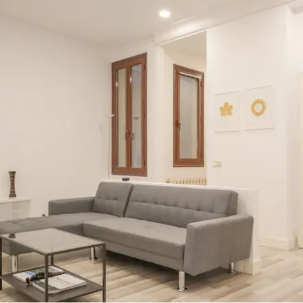 Rent this 4 bed apartment on Madrid in Julio Fernández, Calle de Churruca