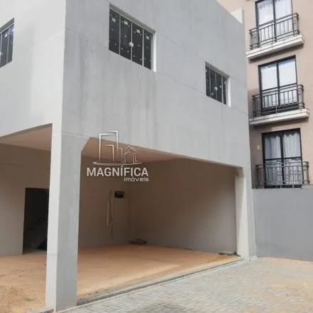 Rent this 4 bed house on Rua dos Josefinos 52 in Água Verde, Curitiba - PR