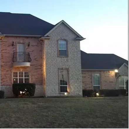 Buy this 5 bed house on 801 West Cleburne Road in Fort Worth, TX 76036