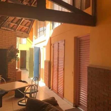 Buy this 1 bed house on Rua Loefgren 115 in Jardim Aurélia, São Paulo - SP