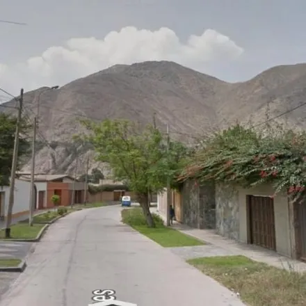 Buy this studio house on Calle 60 in San Juan de Lurigancho, Lima Metropolitan Area 15423
