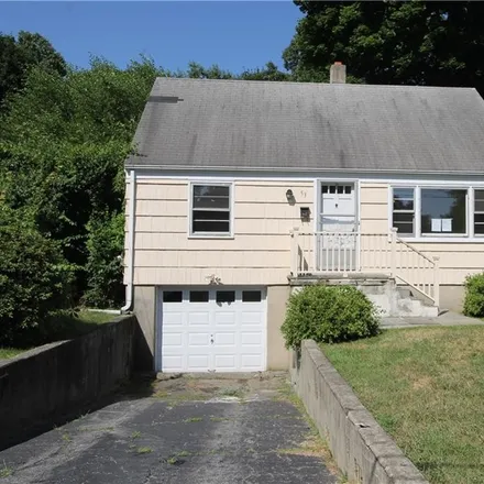 Buy this 2 bed house on 53 Pettom Road in Norwalk, CT 06850