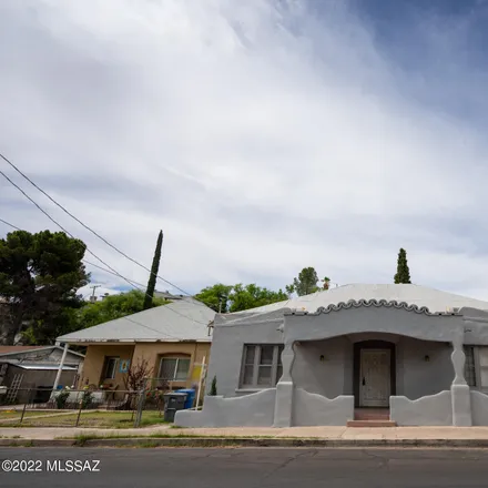 Buy this 5 bed house on 391 West Walnut Street in Nogales, AZ 85621