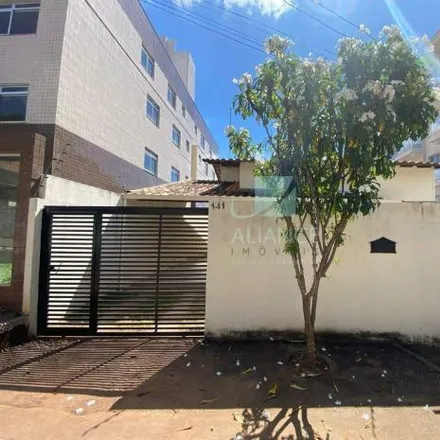 Rent this 3 bed house on Rua José Pinto de Matos in Lagoa Santa - MG, 33233-569