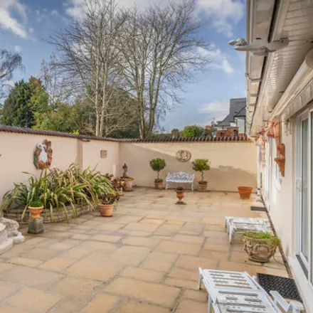 Image 2 - Canford Cliffs Road, Bournemouth, Christchurch and Poole, BH14 9NF, United Kingdom - House for sale
