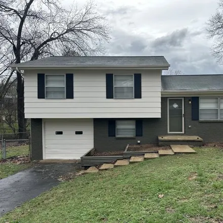 Rent this 3 bed house on 5937 Stonewall Drive in Deerwood Forest, Hamilton County