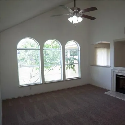 Image 8 - 1634 West Pflugerville Parkway, Round Rock, TX 78664, USA - House for rent