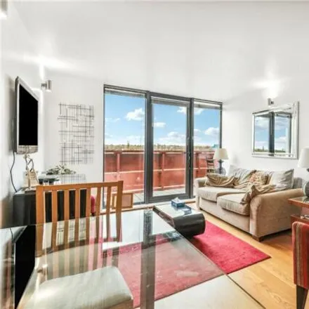 Image 4 - Barlby Road, London, London, W10 - Apartment for sale