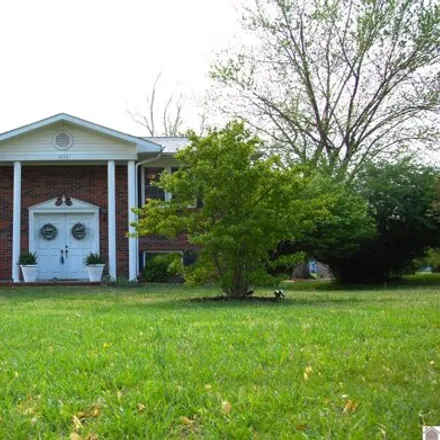 Buy this 4 bed house on Pecan Drive in Paducah, KY 42001