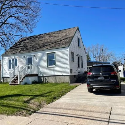 Buy this 2 bed house on 527 West Avenue in City of Lockport, NY 14094