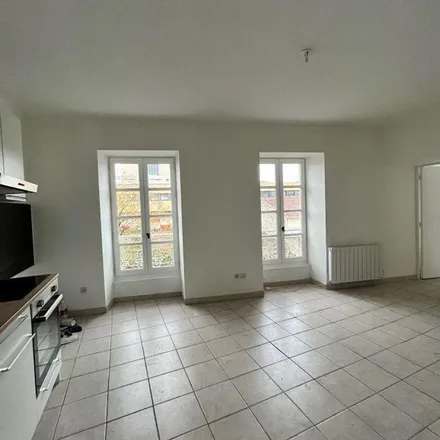 Rent this 3 bed apartment on 1 Place des Arènes in 30000 Nîmes, France