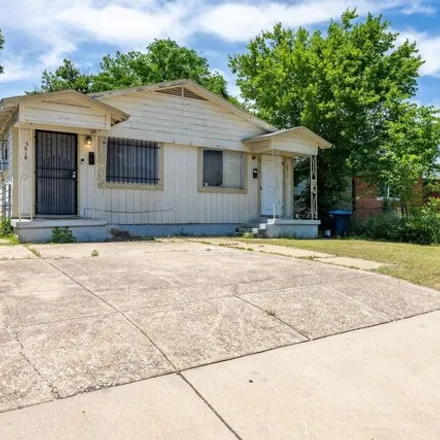 Buy this 2 bed house on 2816 S Grove St in Fort Worth, Texas