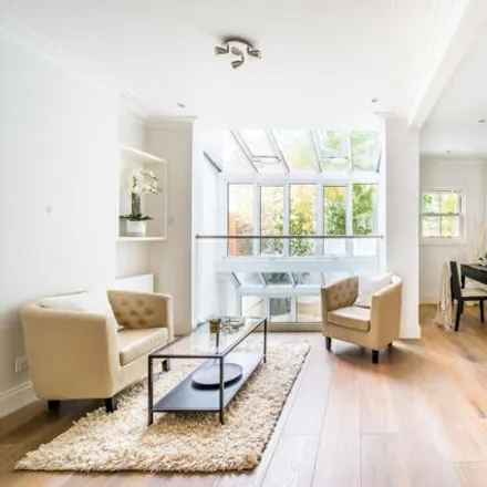 Rent this 5 bed house on Waterford Road in London, SW6 2HA