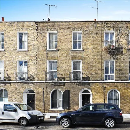 Rent this 3 bed townhouse on 32 Sidney Square in St. George in the East, London