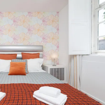 Rent this 2 bed apartment on Casa dos Belezas in Viela da Ilha do Ferro, 4050-088 Porto