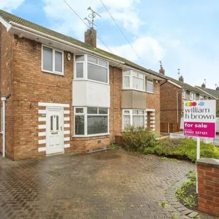 Buy this 3 bed duplex on The Broadway in Doncaster, DN4 9BS