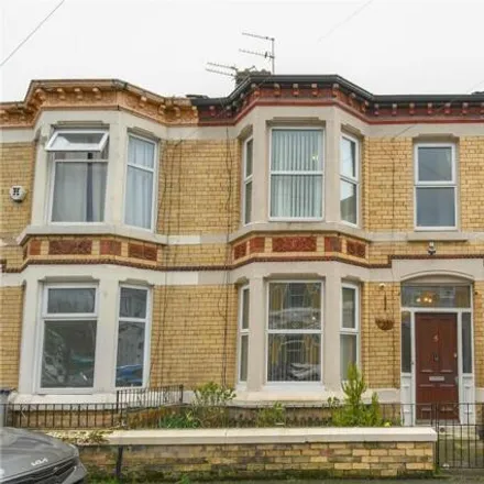 Buy this 3 bed townhouse on Kenilworth Road in Wallasey, CH44 6QQ