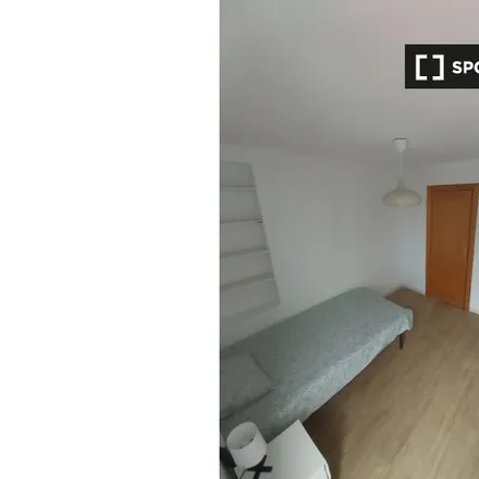 Rent this 3 bed room on Carrer d'Olympe de Gouges (filòsofa) in 10, 46018 Valencia