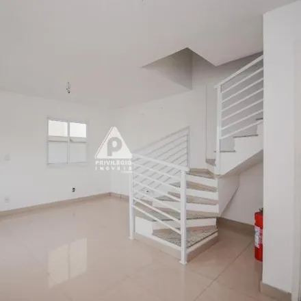 Buy this 1 bed house on Rua Coronel Bernardino de Melo in Bairro da Luz, Nova Iguaçu - RJ