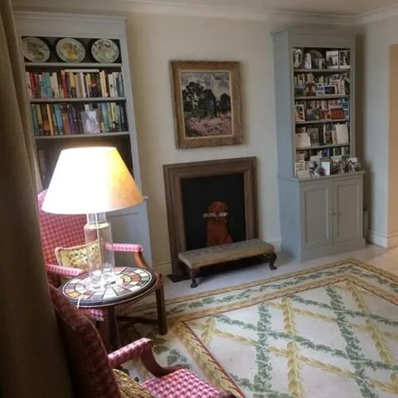 Rent this 3 bed apartment on Westmoreland Terrace in London, SW1V 4AQ