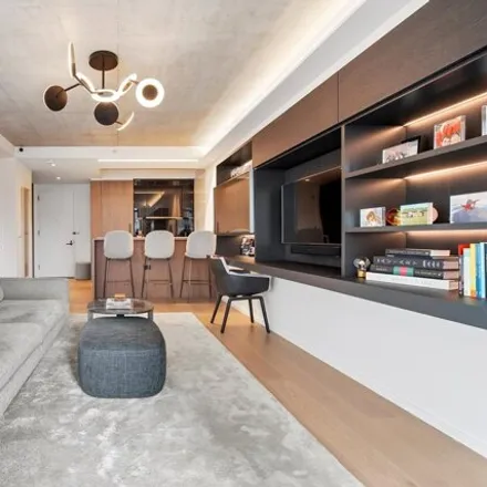 Image 3 - 194 Orchard Street, New York, NY 10002, USA - Condo for sale