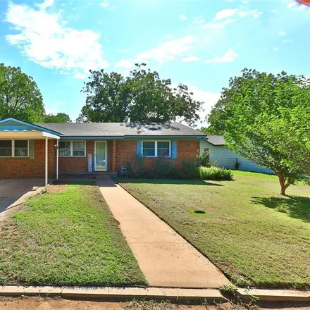 Buy this 3 bed house on North 11th Street in Haskell, TX 79521