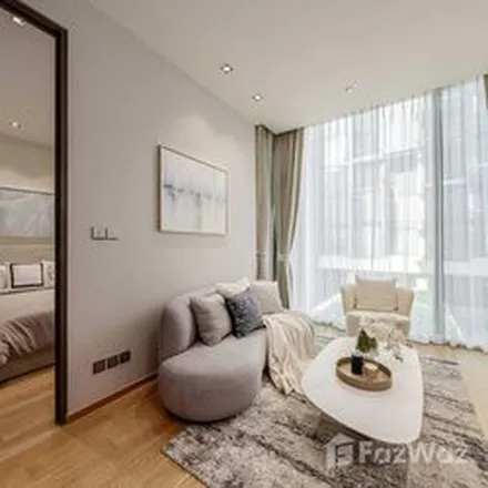 Rent this 1 bed apartment on 28 in Chit Lom Road, Ratchaprasong