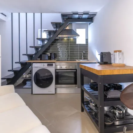 Rent this 1 bed apartment on Rua dos Contrabandistas in 1350-261 Lisbon, Portugal
