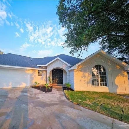 Buy this 3 bed house on 4699 Kendlewood Courts in Bentsen Colonia, McAllen