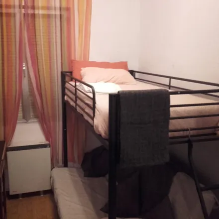 Rent this 3 bed apartment on Madrid in Calle del Amparo, 58