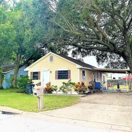 Buy this 3 bed house on 118 2nd Street in Winter Garden, FL 34787