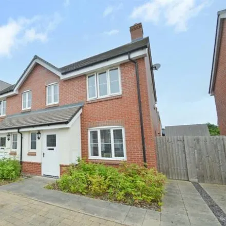 Buy this 3 bed house on Mercers Lane in Shrewsbury, SY3 9FS