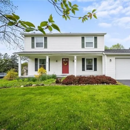 Buy this 4 bed house on 9 Ten Eyke Circle in Pittsford, Monroe County