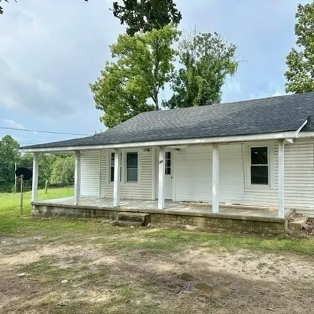 Buy this 2 bed house on 76 County Farm Road in Cookeville, TN 38501