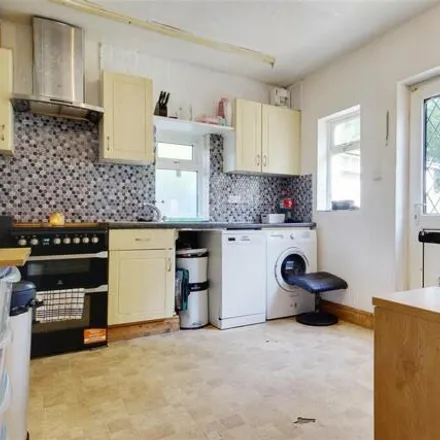 Image 8 - Bindon Close, Arne Avenue, Bournemouth, BH12 4DP, United Kingdom - Duplex for sale