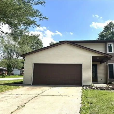 Buy this 3 bed house on 4 Sarpy Road in Shiloh, IL 62221