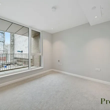 Rent this 1 bed apartment on The Pinnacle in Gasholder Place, London