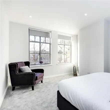 Image 5 - Clive Court, Maida Vale, London, W9 1SD, United Kingdom - Room for rent