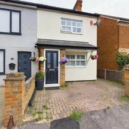 Buy this 3 bed duplex on Mead Lane in Chertsey, KT16 8NJ