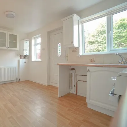 Rent this 3 bed townhouse on Laurel Fold in Leeds, LS12 1UR