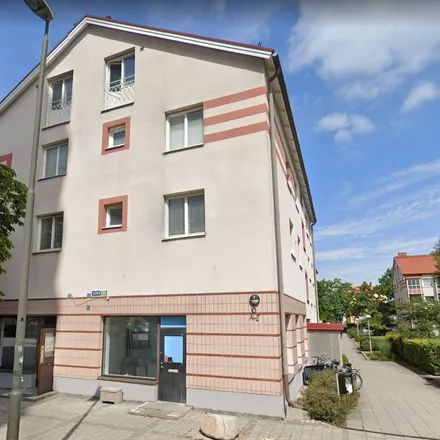 Rent this 3 bed apartment on Augustenborgsgatan in 214 49 Malmo, Sweden