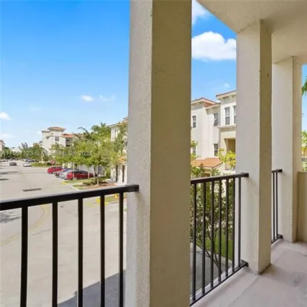 Image 9 - 581 Southwest 102nd Terrace, Pembroke Pines, FL 33025, USA - House for rent